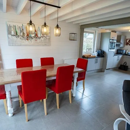 De La Clairiere At De L'eau D'heure