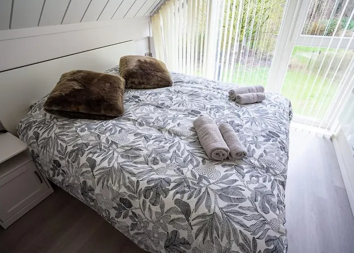 De La Clairiere At De L'eau D'heure Holiday home Froidchapelle