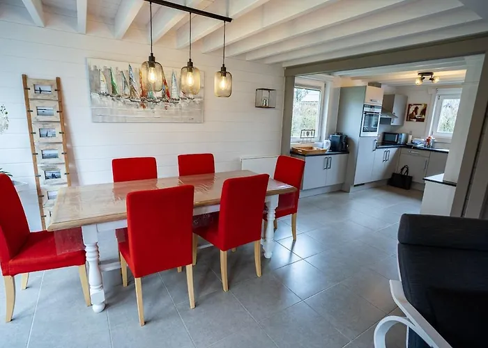 De La Clairiere At De L'eau D'heure